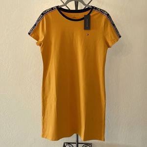 NWT Tommy Hilfiger, warm yellow dress shirt, size: M